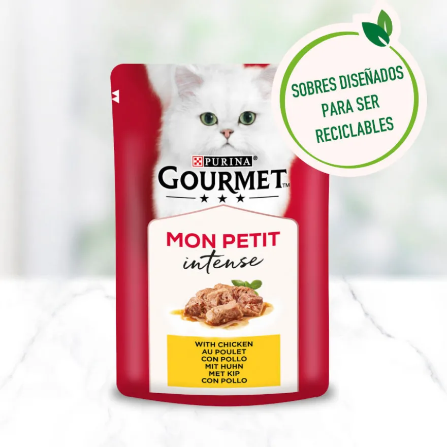 Gourmet Mon Petit Selección Aves en salsa sobre para gatos