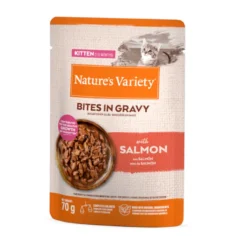 Nature's Variety Kitten Bocaditos de Salmon Sobre en Salsa para gatos